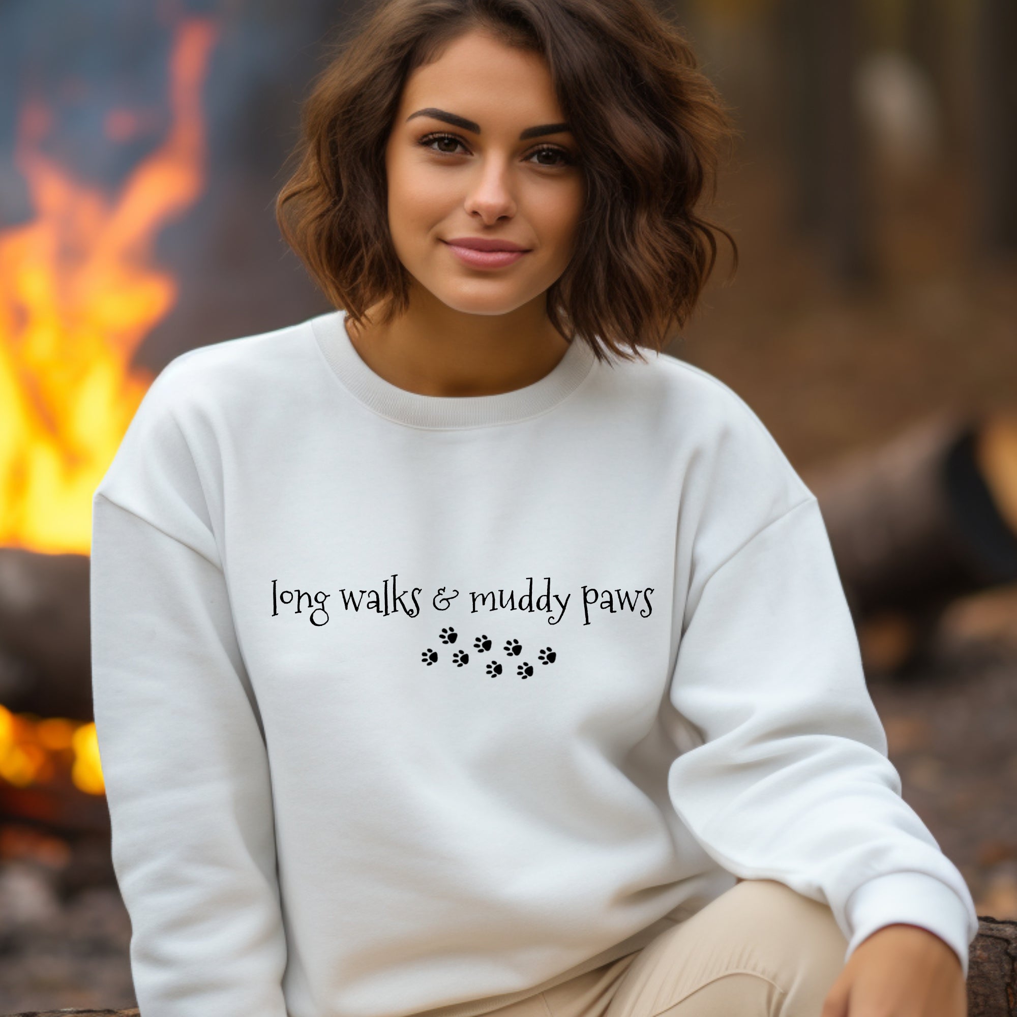 Long Walks and Muddy Paws Sweatshirt - White Size M - 40" (UK 14)