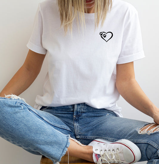Heart and Paws T-Shirt - White Size XXL - UK 22 (47")