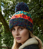 Load image into Gallery viewer, Corkscrew Pom Pom Beanie
