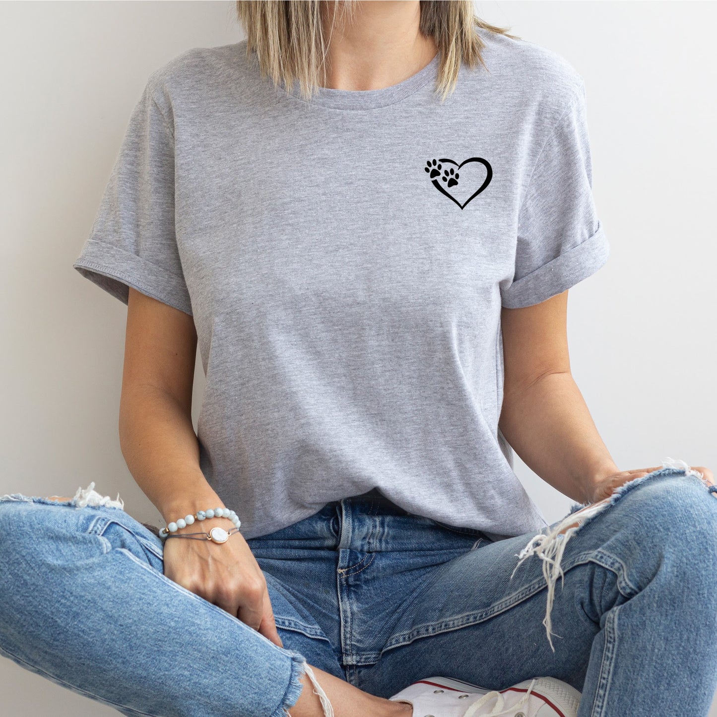 Heart and Paws T-Shirt - Grey Size XL - UK 20 (43")